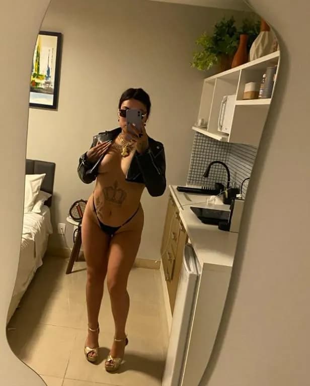 Luna escort culona sexy 27años full anal besos 24 - 7